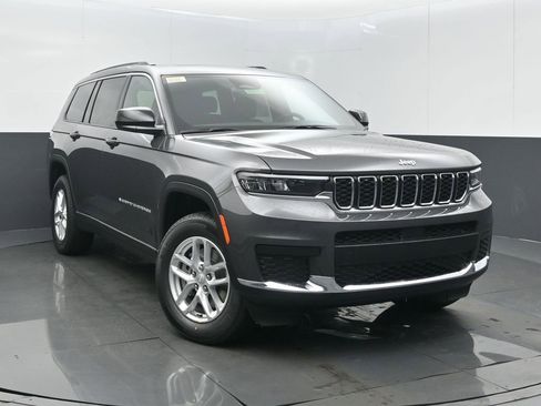 New 2026 Jeep Grand Cherokee L 4WD image 2