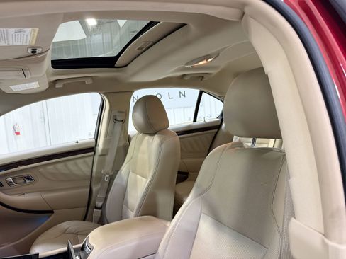 Used 2014 Ford Taurus Limited w/ Equipment Group 301A image 24