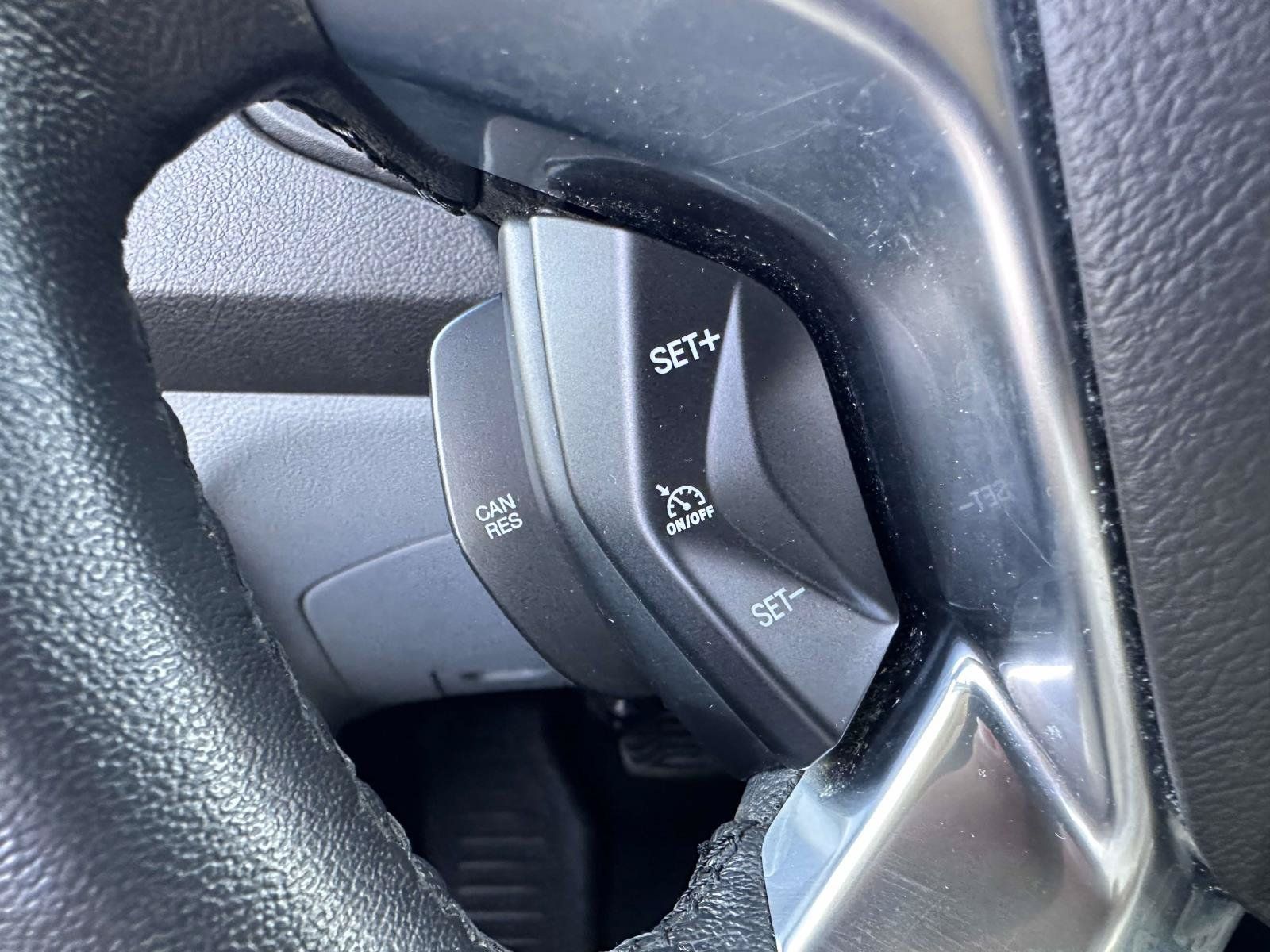 Used 2015 Ford Transit 350 XLT RWD image 19