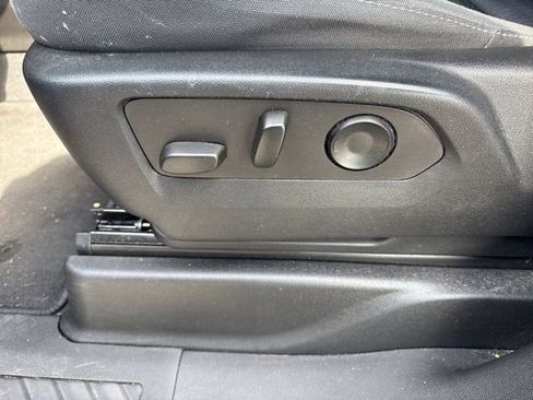 Used 2023 Chevrolet Tahoe LS image 10