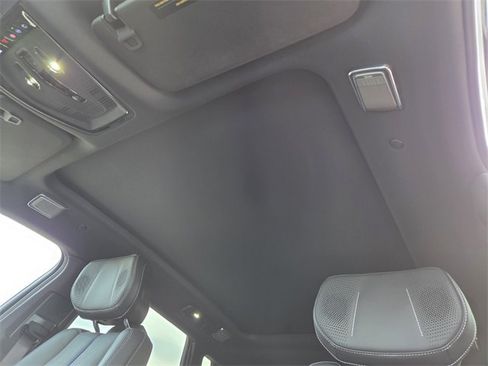 New 2026 Cadillac Lyriq Premium Sport image 21