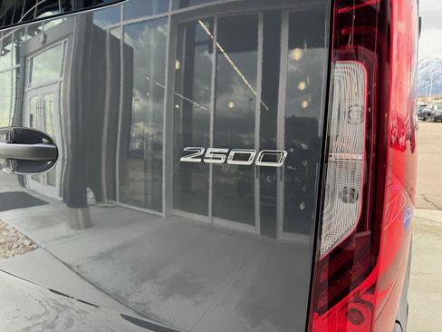 Used 2024 Mercedes-Benz Sprinter 144 Cargo image 25