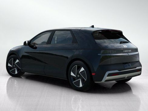 New 2026 Hyundai Ioniq 5 SEL AWD/4WD image 6