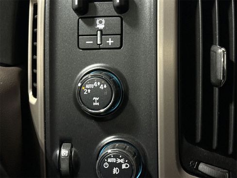 Used 2018 GMC Sierra 1500 Denali w/ Denali Ultimate Package image 17