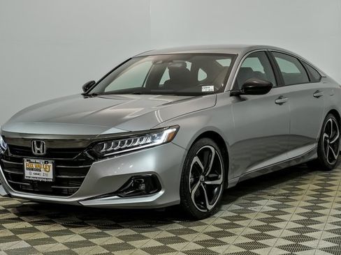 Used 2022 Honda Accord Sport image 4