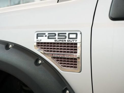 Used 2010 Ford F250 XLT AWD/4WD image 17