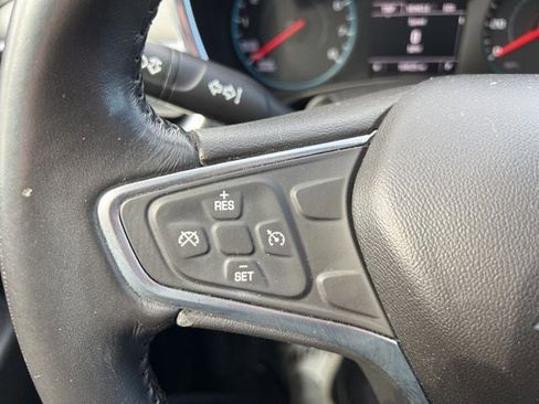 Used 2018 Chevrolet Equinox LT image 20