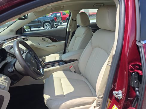 Used 2016 Buick LaCrosse Leather w/ Experience Buick Package FWD image 14