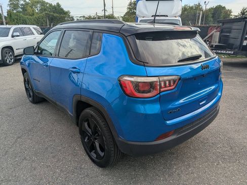 Used 2019 Jeep Compass Latitude AWD/4WD image 5