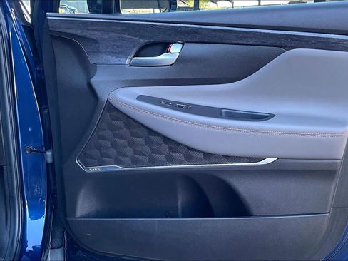 Used 2019 Hyundai Santa Fe SEL w/ Cargo Package image 23