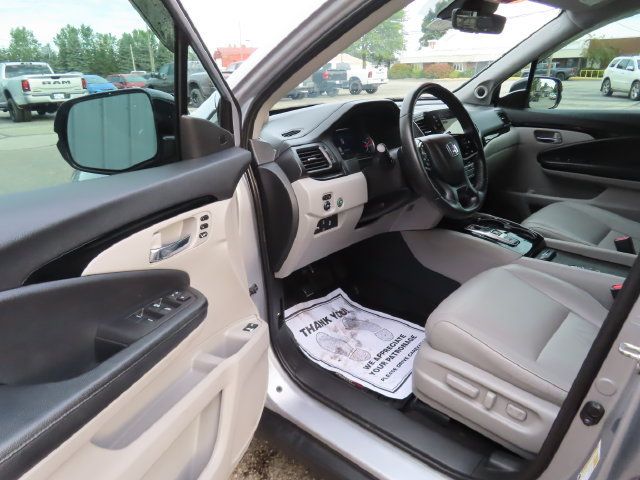 Used 2019 Honda Pilot Touring image 20