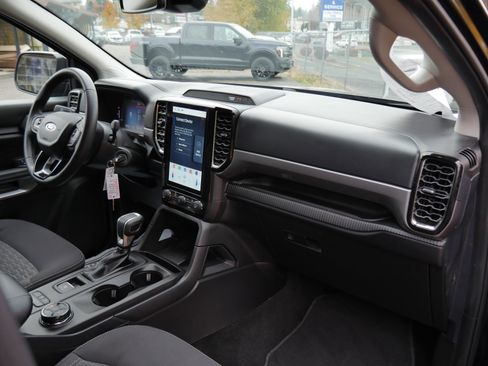 Certified 2024 Ford Ranger XLT w/ FX4 Off-Road Package image 25