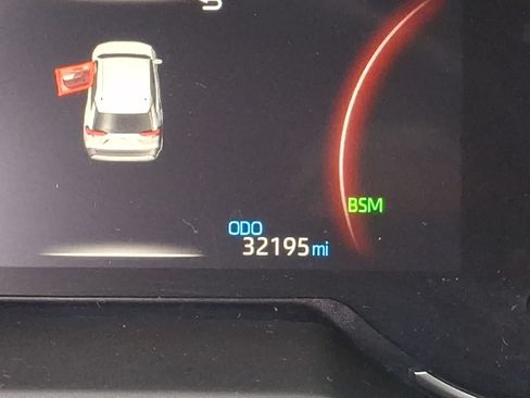 Certified 2025 Toyota RAV4 XLE AWD/4WD image 18
