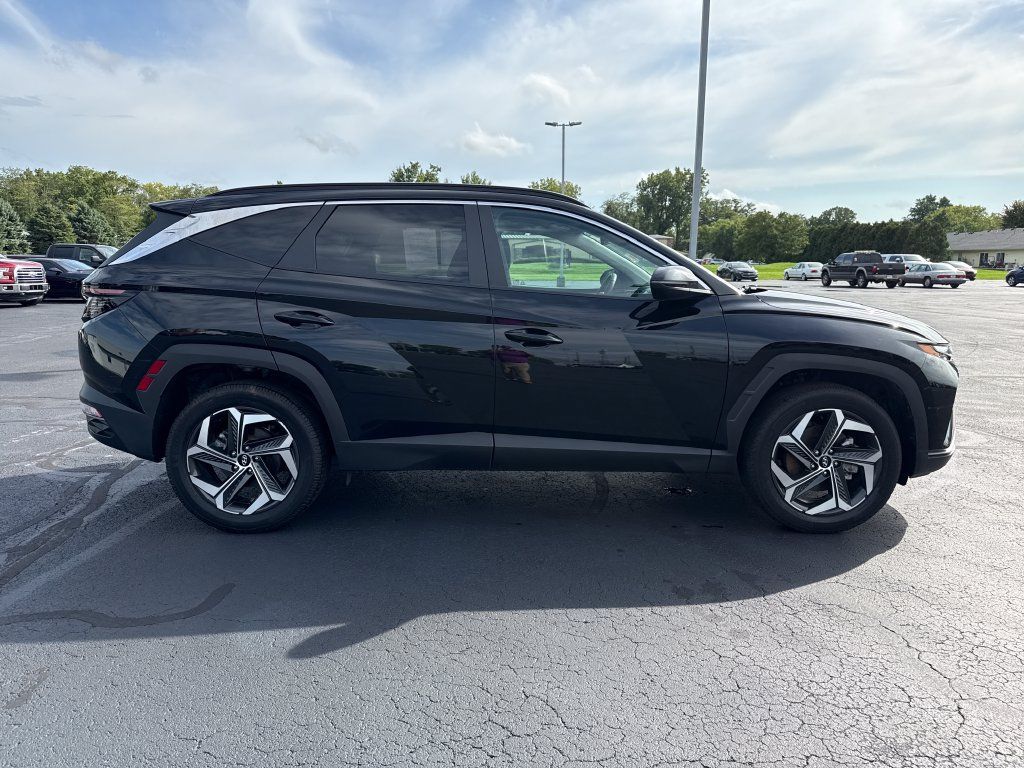 Used 2023 Hyundai Tucson SEL w/ Convenience Package AWD/4WD image 9