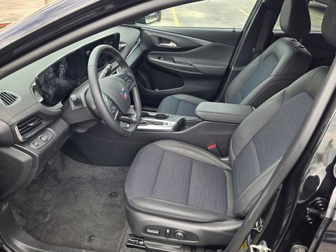 New 2026 Buick Envista Sport Touring w/ Convenience I Package FWD image 35