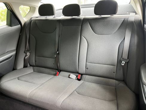 Used 2025 Kia K4 FWD image 37