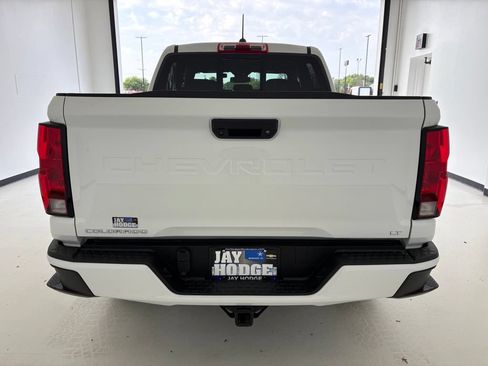 Used 2024 Chevrolet Colorado LT w/ LT Convenience Package II AWD/4WD image 22