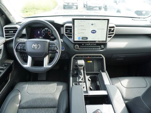 Used 2024 Toyota Sequoia Limited image 2