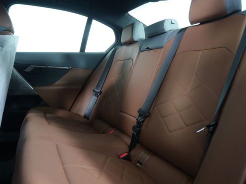 New 2026 BMW i5 eDrive40 w/ M Sport Package image 14