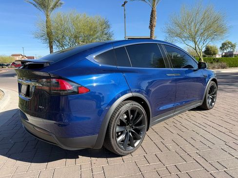 Used 2017 Tesla Model X 75D image 5