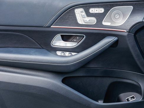 Certified 2025 Mercedes-Benz GLE 53 AMG 4MATIC Coupe image 21