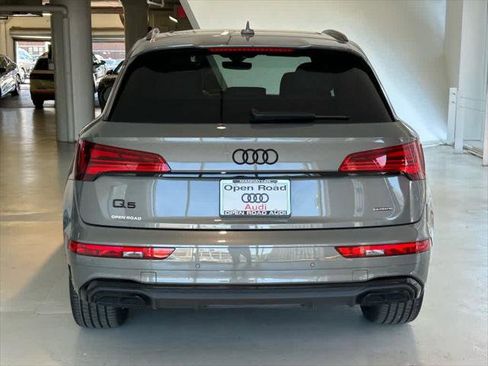 Certified 2025 Audi Q5 2.0T Premium image 5
