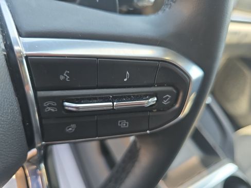 Used 2025 GMC Terrain Elevation FWD image 22