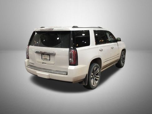 Used 2018 GMC Yukon Denali w/ Denali Ultimate Package AWD/4WD image 3