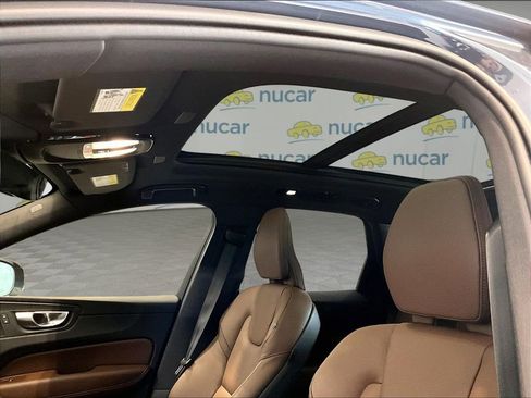 Used 2025 Volvo XC60 B5 Plus w/ Climate Package image 21