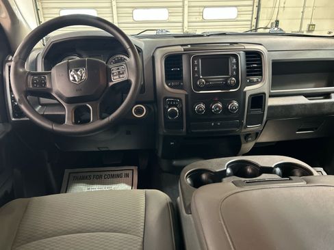 Used 2020 RAM 1500 Tradesman w/ Popular Equipment Group RWD image 4
