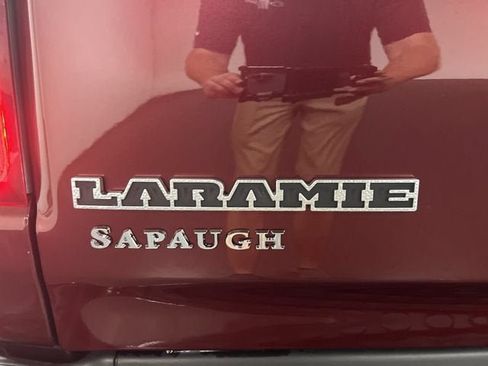 Used 2024 RAM 1500 Laramie AWD/4WD image 32