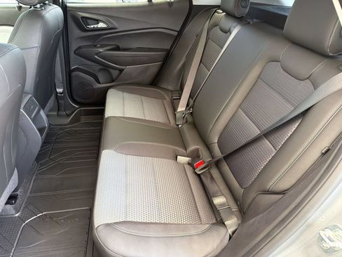 Certified 2025 Chevrolet Trax LT w/ Driver Confidence Package FWD image 14