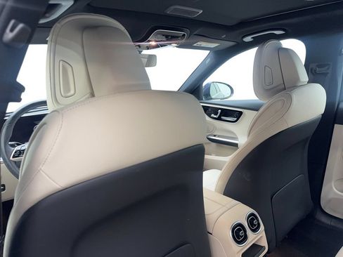 Used 2024 Mercedes-Benz C 300 Sedan image 33