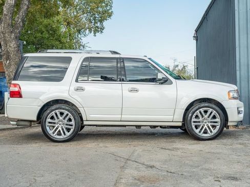 Used 2017 Ford Expedition Limited w/ Equipment Group 301A image 7