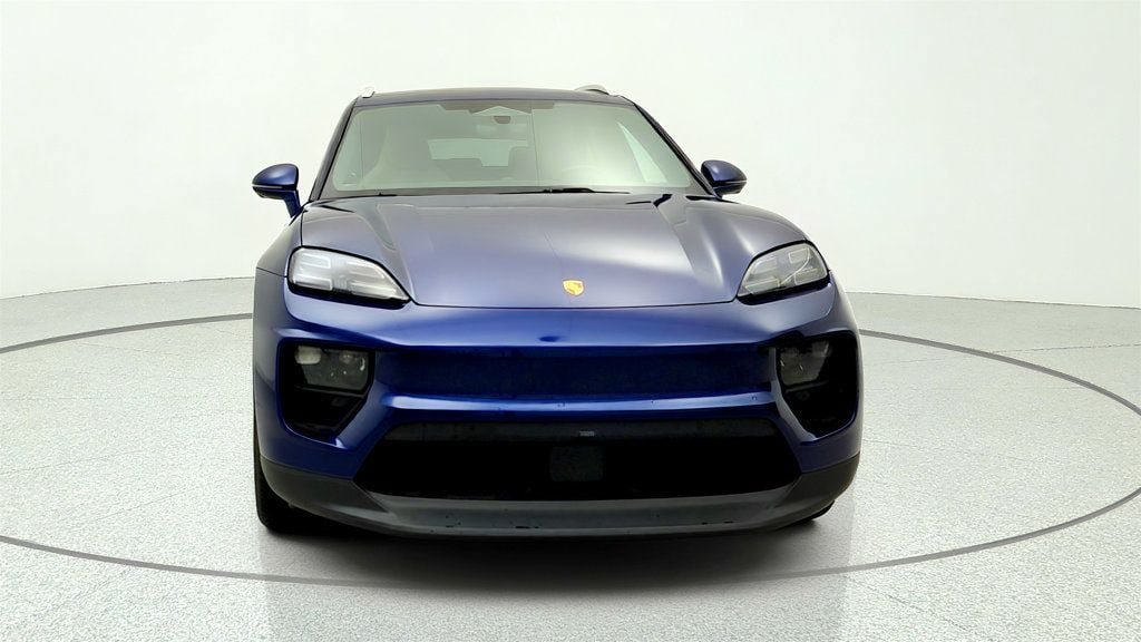 Used 2025 Porsche Macan 4S Electric w/ Premium Package AWD/4WD image 2