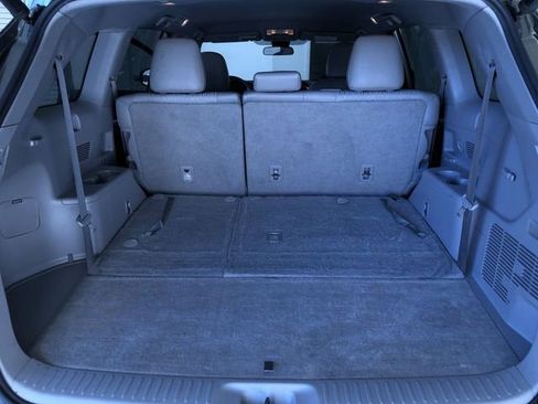 Certified 2019 Toyota Highlander Plus image 33