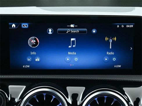 Used 2025 Mercedes-Benz CLA 250 CLA 250 image 29