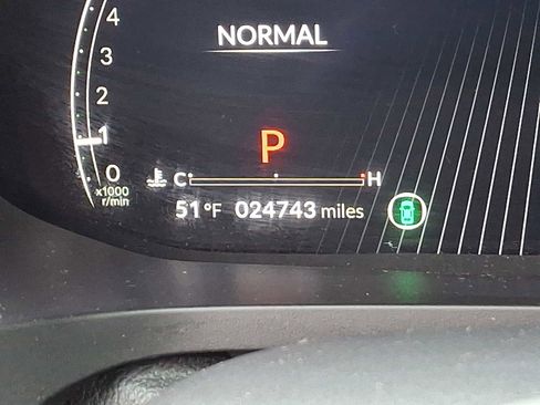 Used 2024 Acura MDX SH-AWD w/ Technology Package image 23