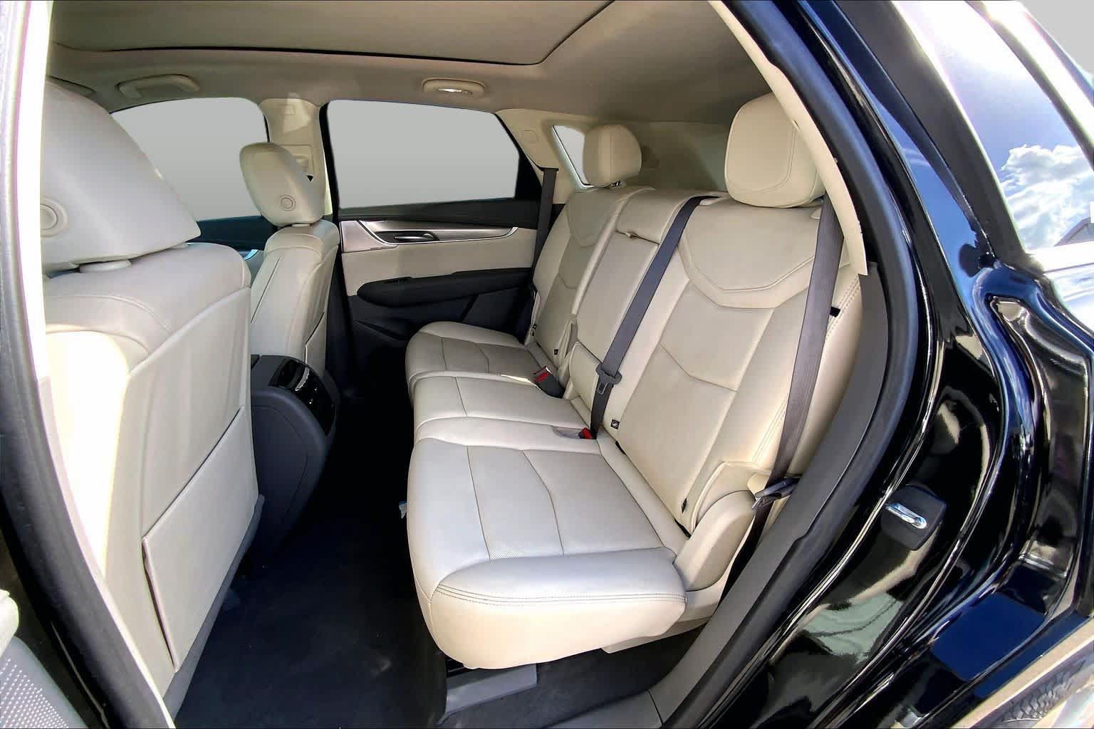 Used 2023 Cadillac XT5 Premium Luxury FWD image 21