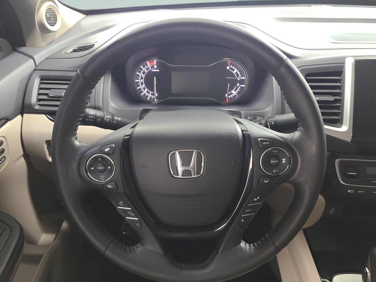 Used 2018 Honda Ridgeline RTL-E image 26
