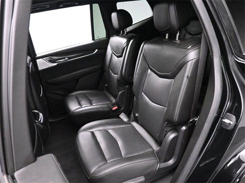 Used 2022 Cadillac XT6 Sport w/ LPO, ONYX Package image 14