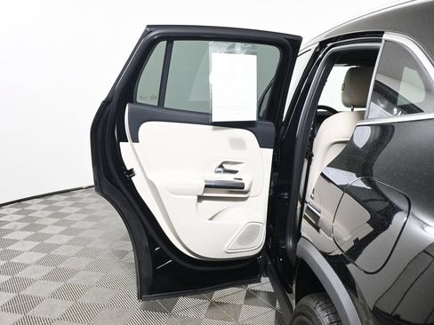 Certified 2026 Mercedes-Benz GLA 250 4MATIC image 30