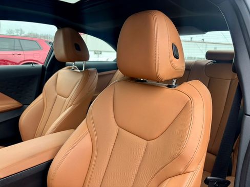 Used 2023 BMW M240i xDrive Coupe w/ Premium Package image 17
