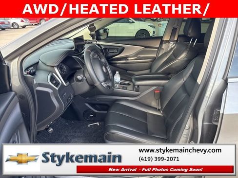 Used 2023 Nissan Murano SV image 17