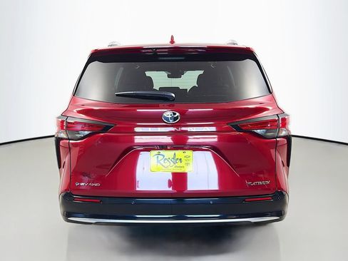 New 2026 Toyota Sienna Platinum AWD/4WD image 6