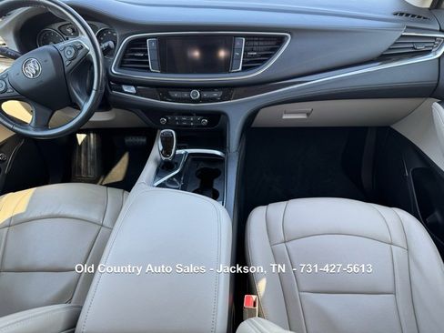 Used 2020 Buick Enclave Essence image 33