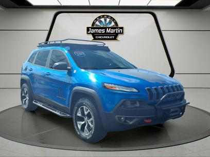 Used 2017 Jeep Cherokee Trailhawk w/ Comfort/Convenience Group
