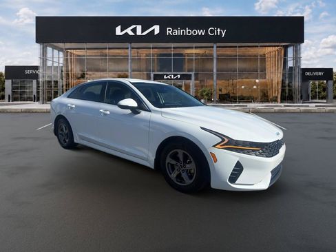 Used 2023 Kia K5 LXS FWD image 3