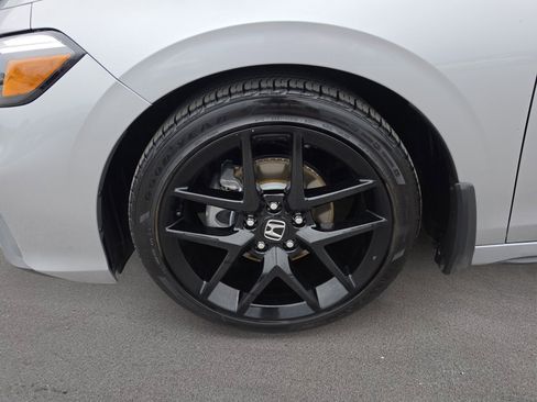 Used 2025 Honda Civic Sport image 25