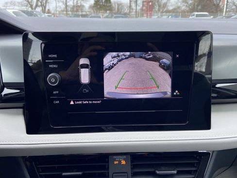 Used 2025 Volkswagen Taos S image 19